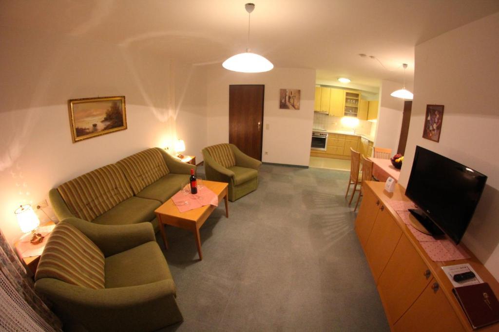 Ferienappartements Heinzle - Ihr Ferienresort Санкт-Якоб-ин-Деферегген Номер фото